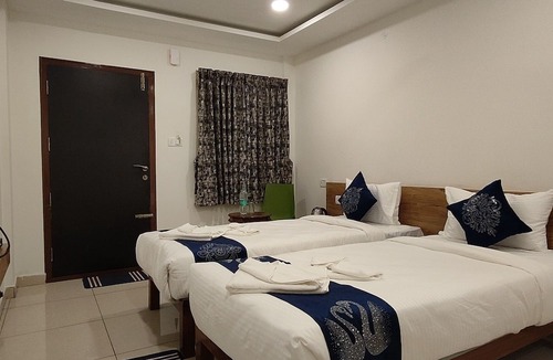 Devanahalli Hotel | Hotel Amulya Regency
