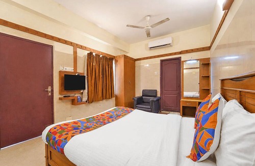 Ram Nagar Hotel | FabHotel Sca - Gandhipuram