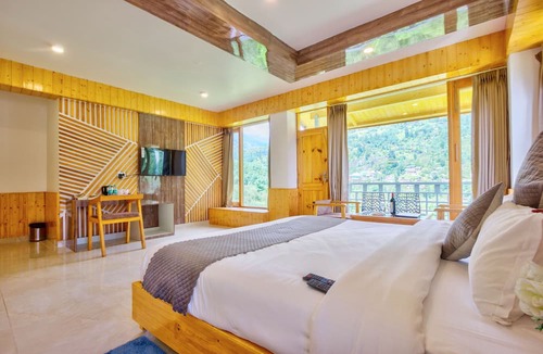 Burwa Hotel | La Aero Resort