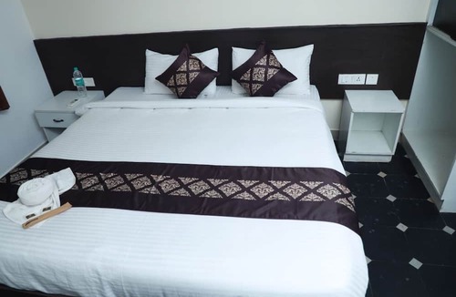 Agara Hotel | Urban Stay Chairmen Hotel