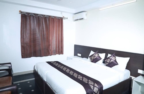 Agara Hotel | Urban Stay Chairmen Hotel