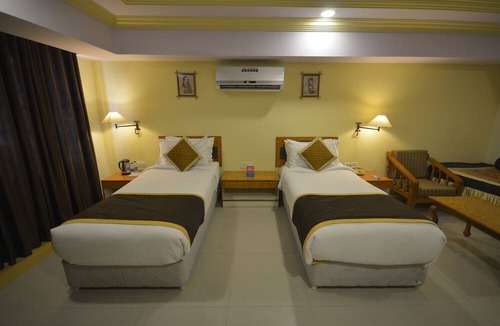 Air Force Area Hotel | Hotel Rajputana Palace