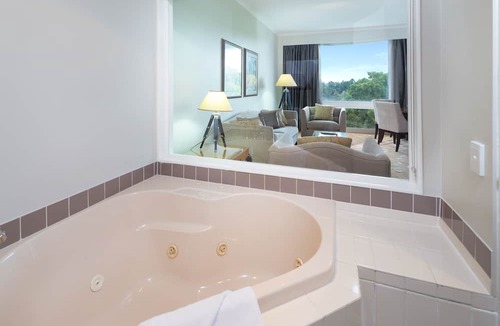 Brisbane Central Business District Hotel | Royal On The Park
