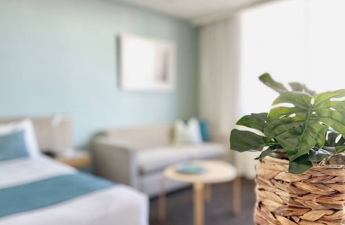 Coogee Hotel | Coogee Sands Hotel and Apartments