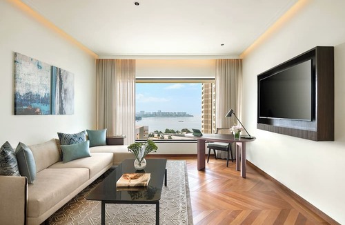 Nariman Point Hotel | The Oberoi Mumbai