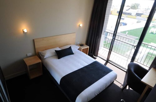 Mansfield Park Hotel | The Mansfield Park Hotel