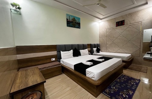 Basai Hotel | Taj Nice Point By Taj Sunrise Grp