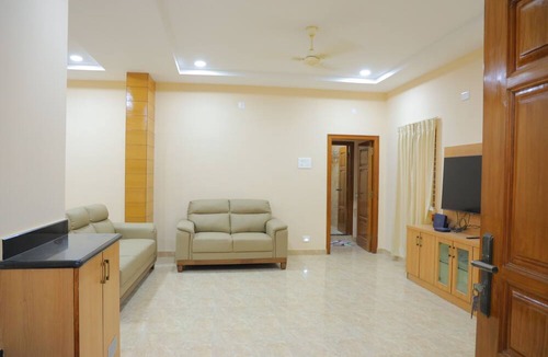 Tirupati Hotel | Padma Homes Stay