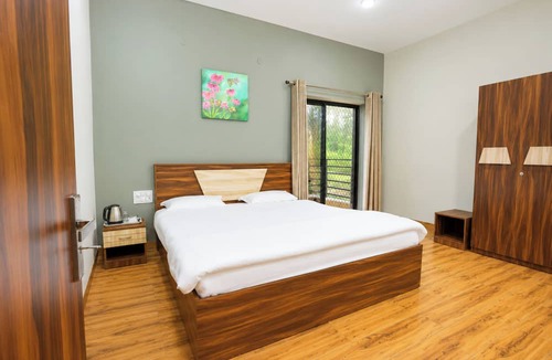 Nainital Hotel | Hotel Kanwal Resort & Farms Khurpatal