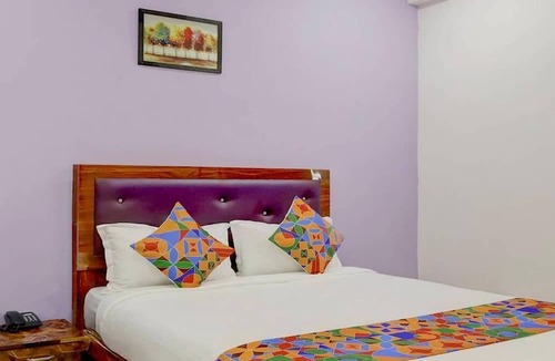 Thousand Lights Hotel | Embassy Gate Residency