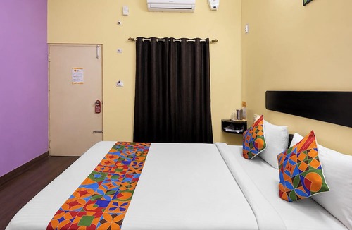 Panduranga Nagar Hotel | Fabhotel Guru Comforts
