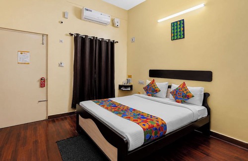 Panduranga Nagar Hotel | Fabhotel Guru Comforts