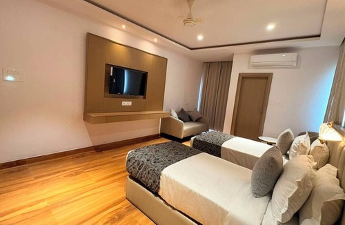 Shamshabad Hotel | Hotel Tulip Hyderabad Airport Zone