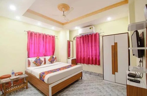 Kolkata Hotel | Via Om Shanti International