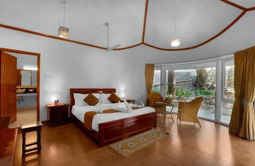 Yercaud Hotel | WOW Bison Woods Veg Resort Yercaud