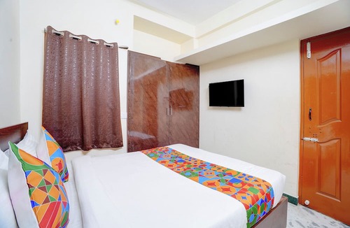 Sholinganallur Hotel | Fabhotel Nimalan Residency