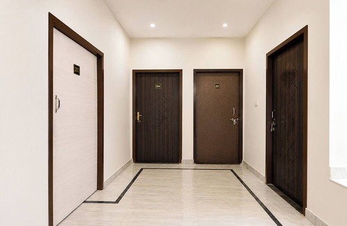 Mansarovar Hotel | FabHotel Blue Prime - Nr Suvira Hospital