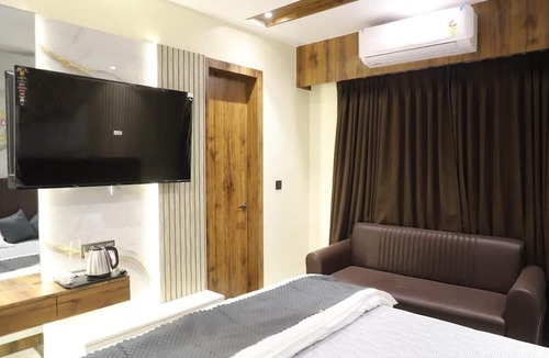Ajmer Hotel | Moresta Ajmer Hotel with Rooftop Bar