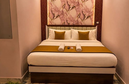 Kolkata Hotel | Hotel Golden Regency