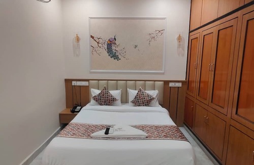 Madhapur Hotel | The Itihas Business Hotel