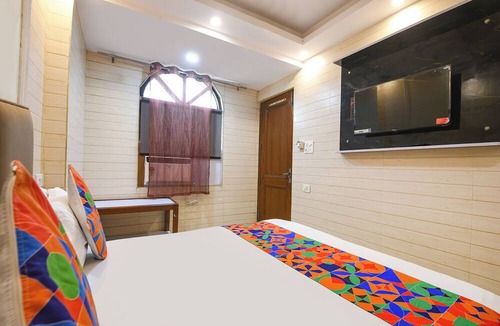 South Extension Hotel | Via Comfort Stay Green Park