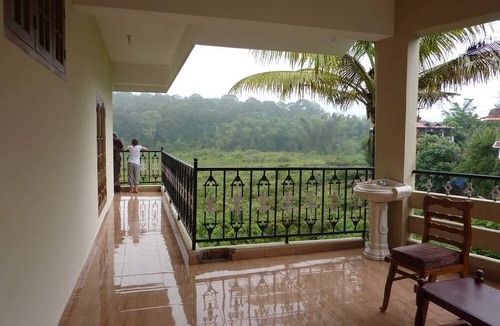 Kumily House | Jungle Palace Homestay