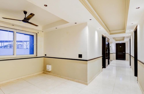 Udyog Vihar House | Classic With Balcony Cloud Bay