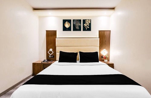 Andheri East House | Super Collection O Andheri