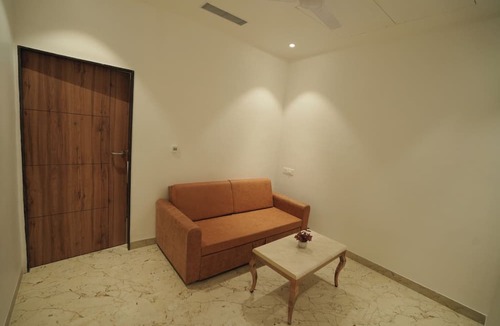 Chandrapur Hotel | The Grand Icon