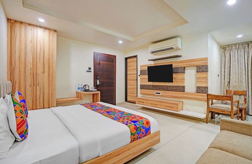 Maharana Pratap Nagar Hotel | FabHotel Prime The Kartar Tower, Rani Kamalapati Railway Station