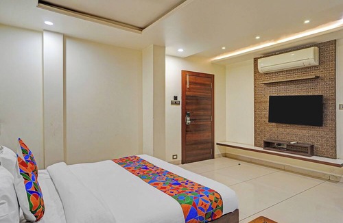 Maharana Pratap Nagar Hotel | FabHotel Prime The Kartar Tower, Rani Kamalapati Railway Station