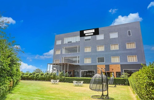 Bareilly House | Executive Room Palette Bareilly Bellazio Suites
