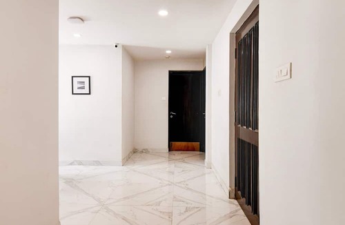 New Town House | Super Collection O Bisarjan Ghat