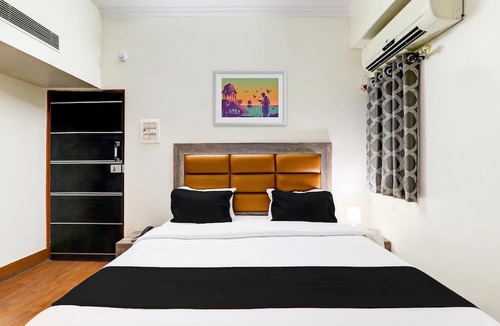 Alambagh House | Deluxealambagh Formerly BM Palace