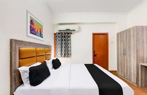 Alambagh House | Deluxealambagh Formerly BM Palace