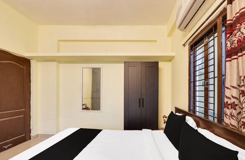 Bowenpally House | Deluxealpine Glow Pinnacle