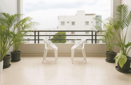 Gachibowli Apartment | White Fern Stays