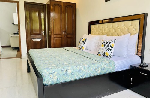 Defence Colony Apartment | BluO Modern Studio - Defence Colony Market