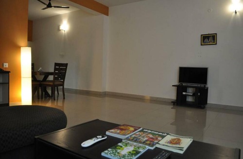 Srirangam Apartment | Jyothi Suites