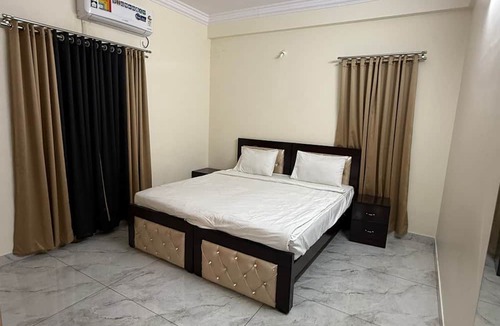 Pulikeshi Nagar Apartment | Delightful 1-bedroom Fully furnished Apartment with AC in Frazer Town Bengaluru