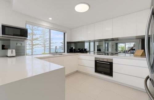 Golden Beach Apartment | Golden Beach Oceanfront 3BR