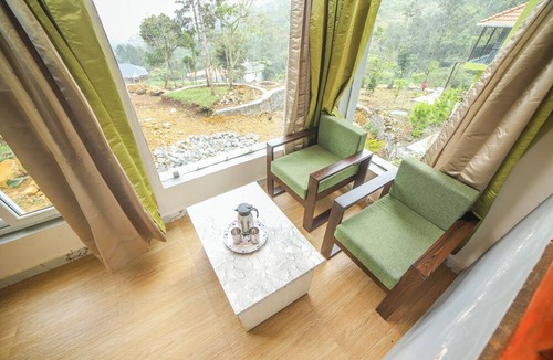 Yercaud Villa | Rain Rock Villa