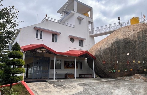 Kolar House | A2- Hill View Stay Kolar