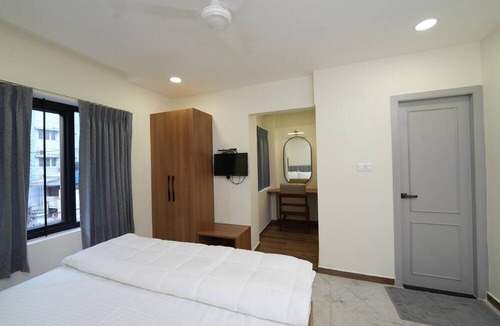 Srirangam House | HOTEL RIVER VIEW with WiFi and AC in delightful Tiruchchirappalli