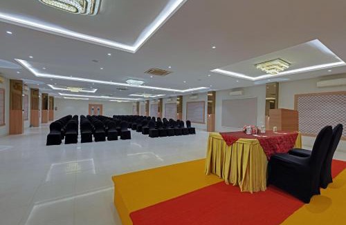 Mirzapur Hotel | GenX Mirzapur