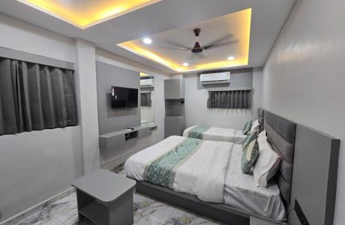 Maninagar Hotel | Hotel SPTown