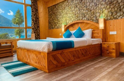Manali Hotel | Shree Ram Cottage, Manali - 1,2,3,4 Bedrooms Luxury Cottages & Villa available in Manali