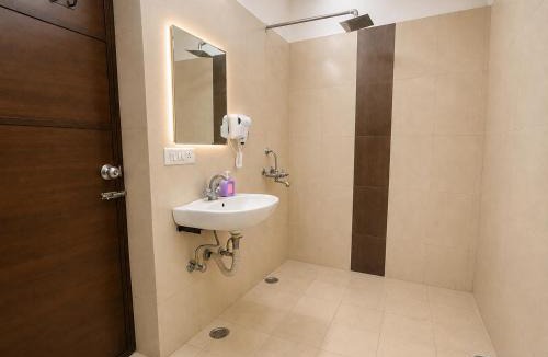 Delhi Hostel | HOSHTEL99 - DELHI - Stay, Cowork and Cafe