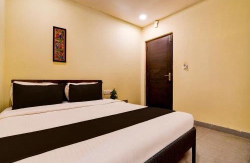 Block E Hotel | Hotel O Premium 12th Night