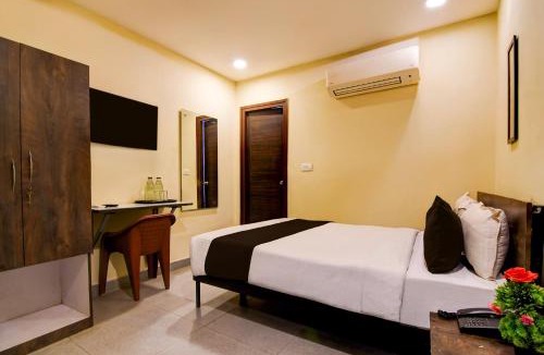 Block E Hotel | Hotel O Premium 12th Night